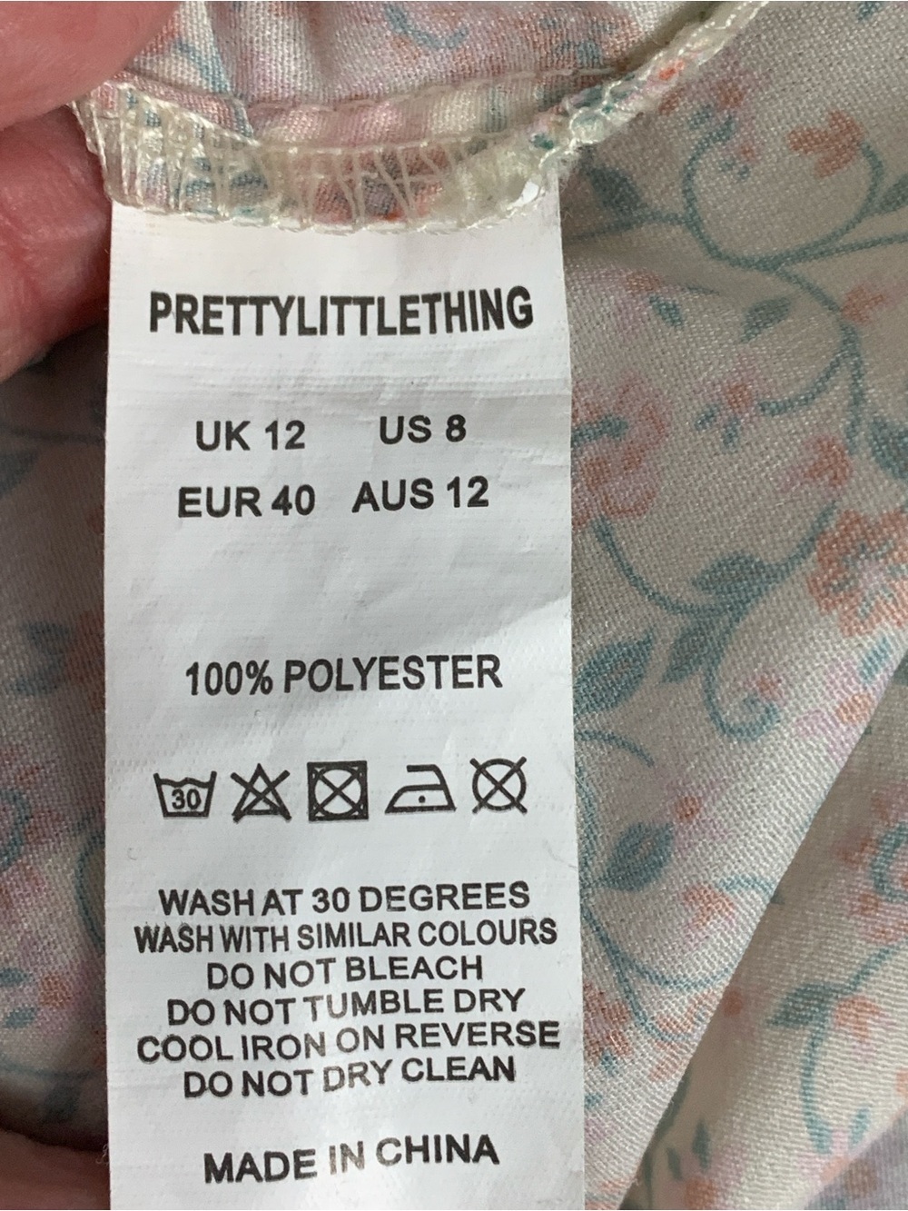 PrettyLittleThing Crop Top - Picture 5 of 5